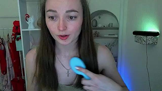  Barbie Kiss  online show from 1, 6, 2026