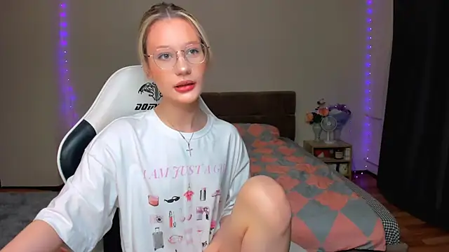 DearLia online show from 11, 10, 2025