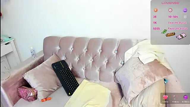 Snapshot of alanavega11 chatting on 21, 9, 2025 alanavega11 online show from 21, 9, 2025