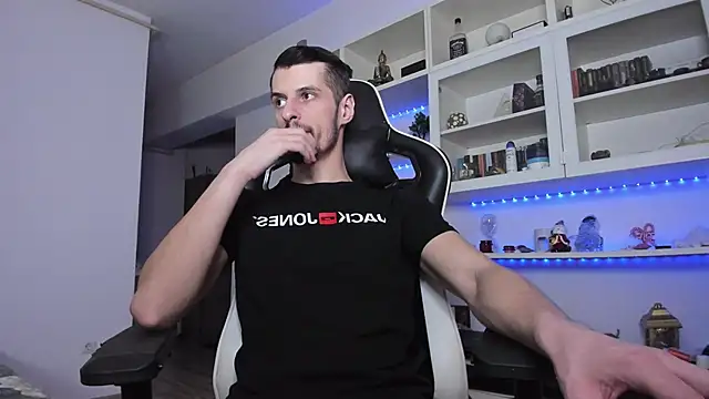 ToddClaytonn online show from 25, 2, 2025