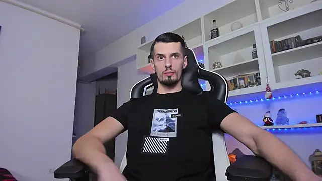 ToddClaytonn online show from 30, 12, 2024