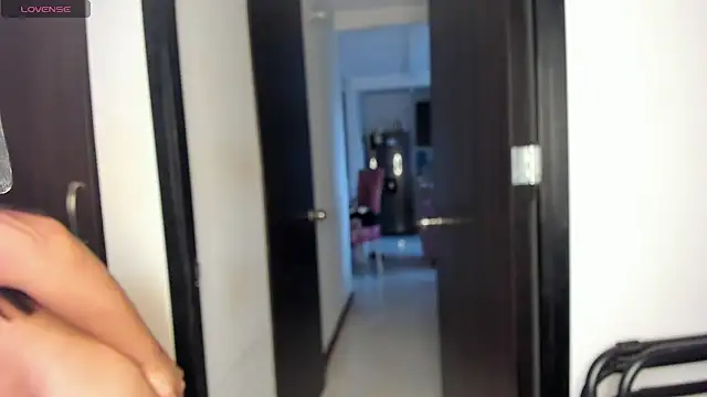 emily huddson  online show from 7, 2, 2025