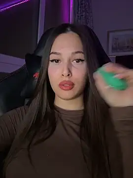 EricaWalls online show from 10, 11, 2025