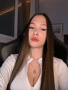 EricaWalls online show from 13, 4, 2026