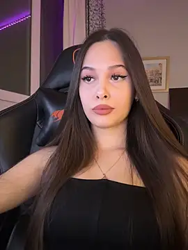 Snapshot of EricaWalls chatting on 5, 2, 2026 EricaWalls online show from 5, 2, 2026