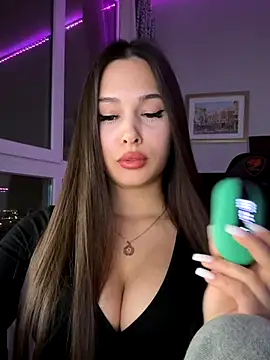 EricaWalls online show from 1, 12, 2025