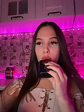 EricaWalls online show from 15, 2, 2025