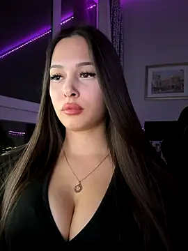 EricaWalls online show from 30, 11, 2025