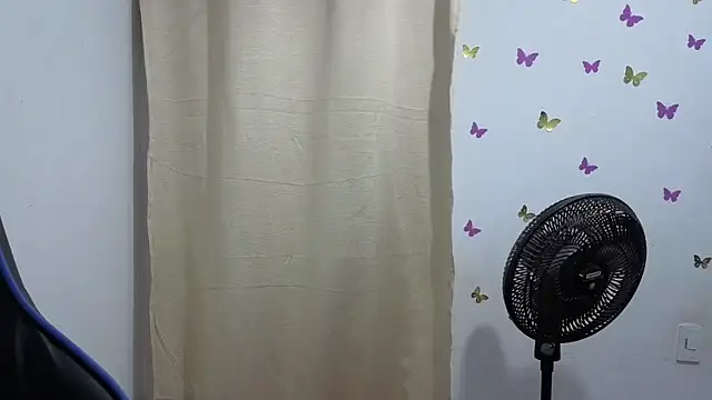 catalina boobs online show from 25, 5, 2026