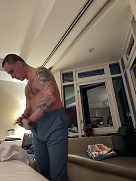 PeytonJohnn online show from 6, 10, 2025