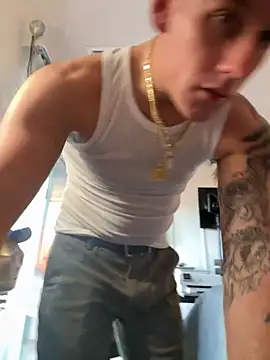 PeytonJohnn online show from 8, 11, 2025