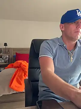 PeytonJohnn online show from 3, 11, 2025