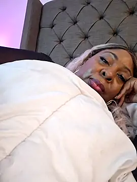 XXXLollipopsJuicy online show from 5, 10, 2025