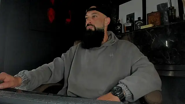 axxelrich  online show from 1, 11, 2025