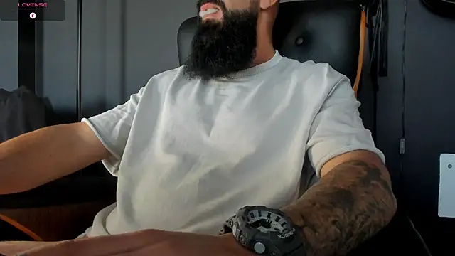 axxelrich  online show from 14, 9, 2025