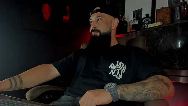 axxelrich  online show from 8, 10, 2025