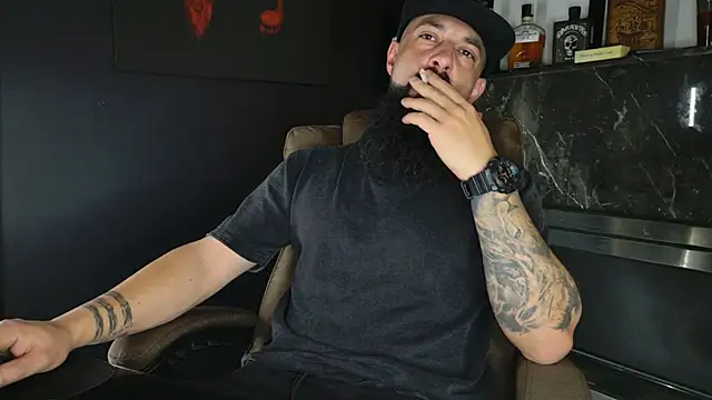 axxelrich  online show from 10, 11, 2025