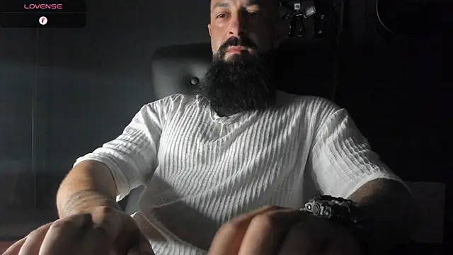 axxelrich  online show from 17, 9, 2025