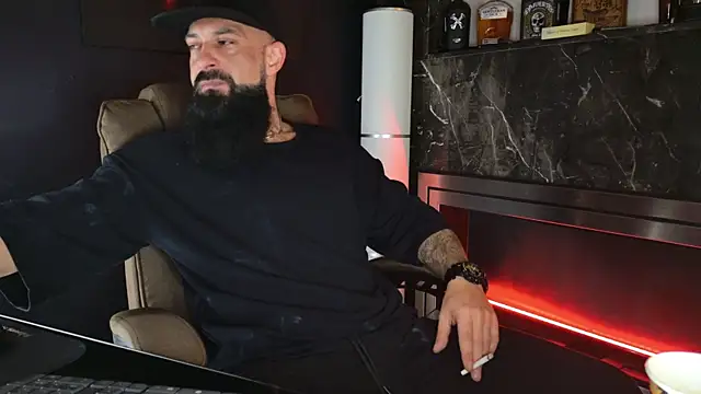 axxelrich  online show from 13, 11, 2025