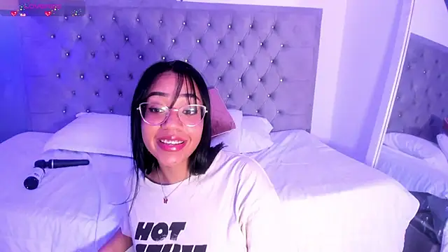 Snapshot of AriannaDavis chatting on 15, 3, 2025 AriannaDavis online show from 15, 3, 2025