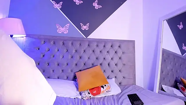 Snapshot of AriannaDavis chatting on 14, 2, 2025 AriannaDavis online show from 14, 2, 2025