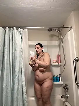 menaceswife online show from 1, 3, 2025