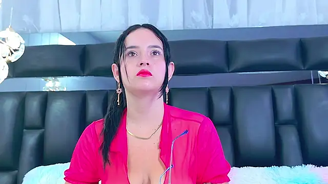 DahianaMoss online show from 19, 10, 2025