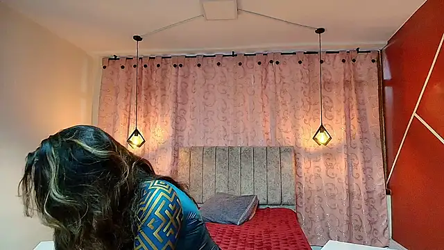 VioletaScott  online show from 2, 10, 2025