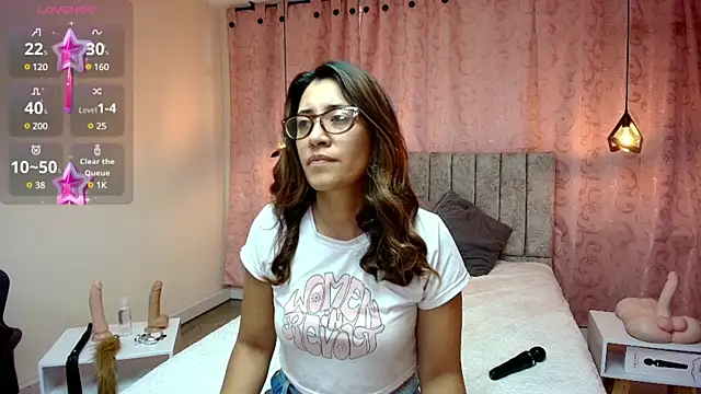 VioletaScott  online show from 28, 2, 2025