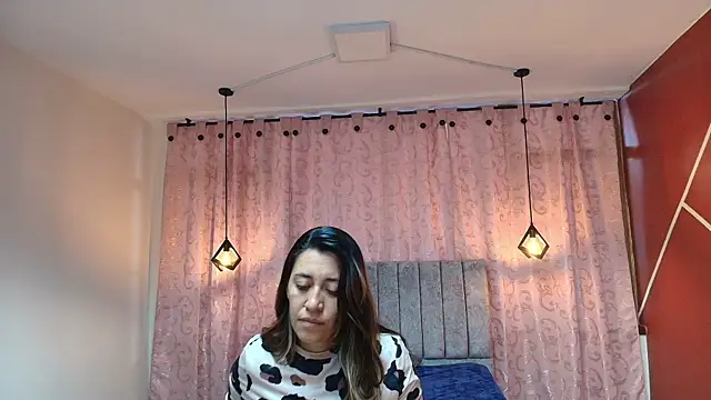 VioletaScott  online show from 22, 9, 2025