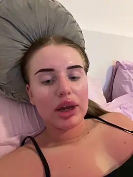 yourhornyslut online show from 5, 3, 2026