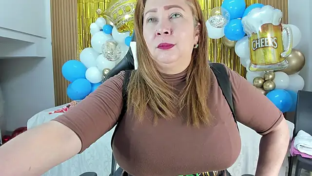 Danna topless online show from 3, 10, 2025