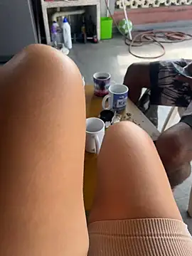 Snapshot of lvsaraa_sexy chatting on 14, 2, 2025 lvsaraa sexy online show from 14, 2, 2025