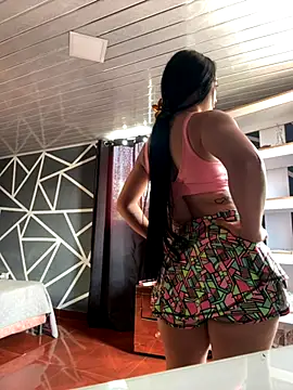 Snapshot of lvsaraa_sexy chatting on 25, 9, 2025 lvsaraa sexy online show from 25, 9, 2025