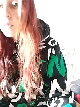 kriszy baby online show from 18, 12, 2025