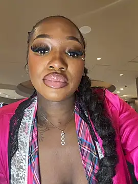 Snapshot of londonsfantasy chatting on 17, 2, 2026 londonsfantasy online show from 17, 2, 2026