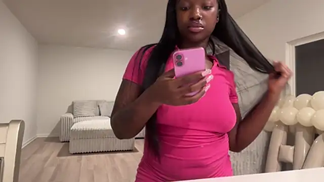 Snapshot of londonsfantasy chatting on 29, 3, 2026 londonsfantasy online show from 29, 3, 2026