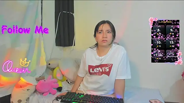 litle mily  online show from 5, 4, 2026