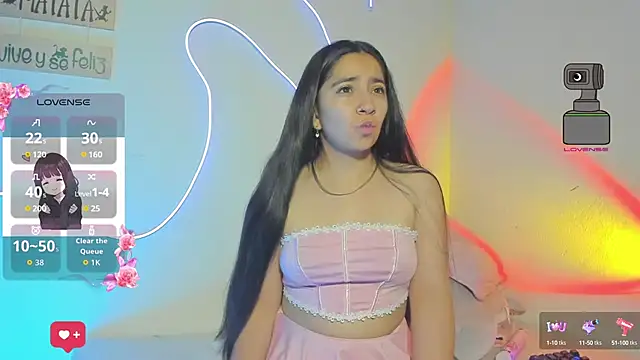 litle mily  online show from 10, 9, 2025