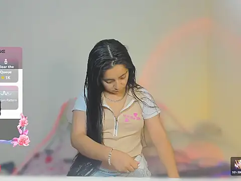 litle mily  online show from 13, 11, 2025