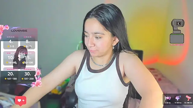 Snapshot of litle_mily_ chatting on 4, 12, 2025 litle mily online show from 4, 12, 2025