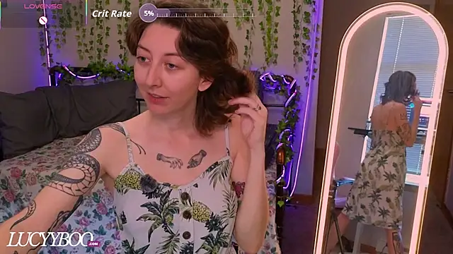 lovelylucyy online show from 15, 7, 2026