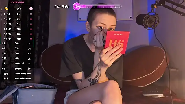 lovelylucyy online show from 7, 2, 2025