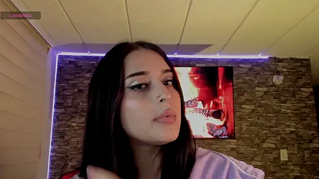 Charlotte greys online show from 14, 1, 2026