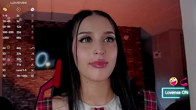 Charlotte greys online show from 20, 4, 2026