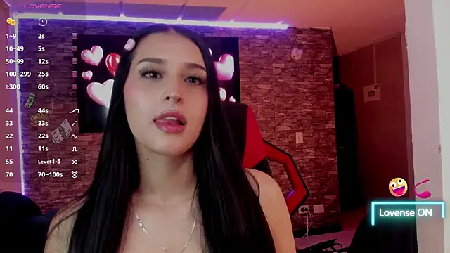 Charlotte greys online show from 7, 5, 2026