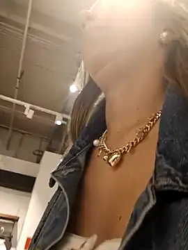 rachellboom online show from 16, 3, 2025