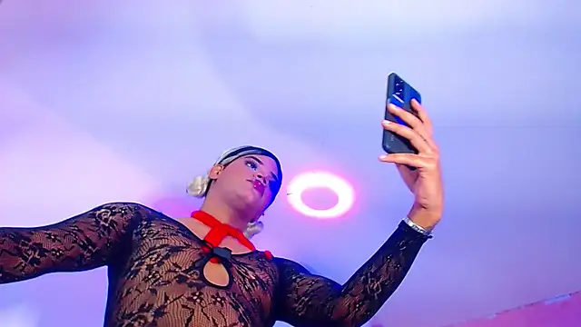 Snapshot of vanessa_nauthygirls chatting on 9, 10, 2025 vanessa nauthygirls online show from 9, 10, 2025