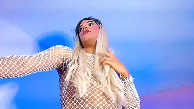 Snapshot of vanessa_nauthygirls chatting on 19, 12, 2025 vanessa nauthygirls online show from 19, 12, 2025