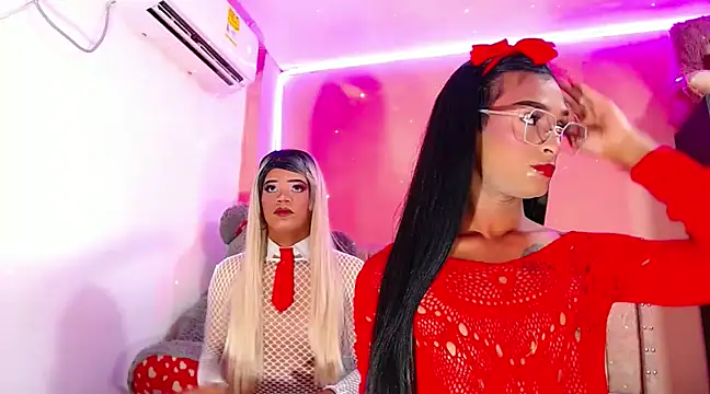 Snapshot of vanessa_nauthygirls chatting on 18, 1, 2025 vanessa nauthygirls online show from 18, 1, 2025